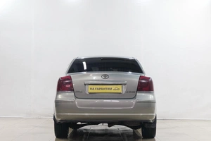Седан Toyota Avensis 2006 года, 799000 рублей, Новокузнецк