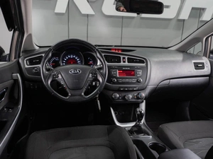 Хетчбэк Kia Ceed 2015 года, 1199000 рублей, Тюмень