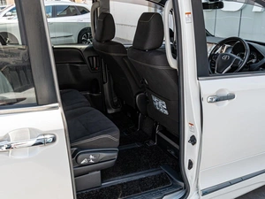 Минивэн Toyota Esquire 2015 года, 2240000 рублей, Краснодар