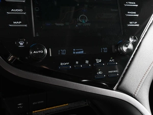Седан Toyota Camry 2020 года, 2379000 рублей, Аксай