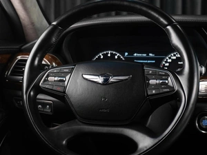 Седан Genesis G90 2016 года, 3299000 рублей, Тюмень