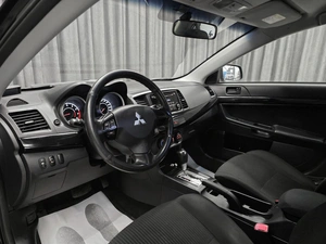 Седан Mitsubishi Lancer 2013 года, 899000 рублей, Красноярск