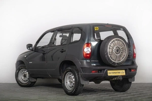Внедорожник Chevrolet Niva 2013 года, 589000 рублей, Томск
