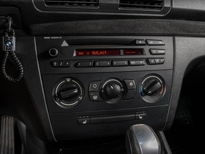 Хетчбэк BMW 1 серия 2010 года, 689000 рублей, Воронеж