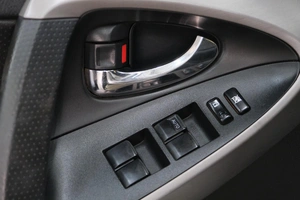 Внедорожник Toyota RAV4 2007 года, 1499000 рублей, Омск