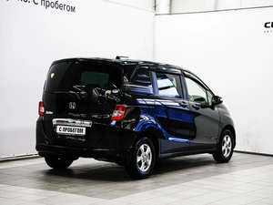 Минивэн Honda Freed 2012 года, 990000 рублей, Красноярск