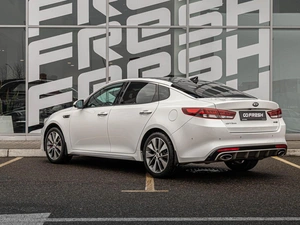 Седан Kia Optima 2016 года, 2090000 рублей, Краснодар