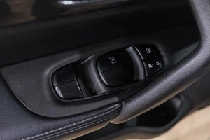 Внедорожник Nissan X-Trail 2015 года, 1699000 рублей, Новокузнецк