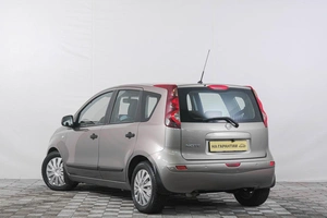 Хетчбэк Nissan Note 2012 года, 889000 рублей, Кемерово