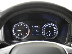 Седан Hyundai Sonata 2018 года, 1635100 рублей, Казань