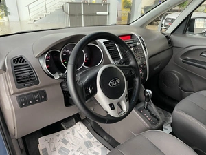 Минивэн Kia Venga 2013 года, 987000 рублей, Солонцы