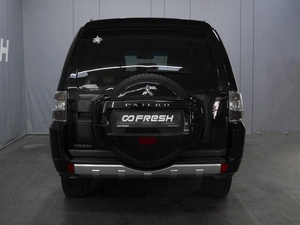 Внедорожник Mitsubishi Pajero 2013 года, 2060000 рублей, Омск