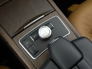 Седан Mercedes-benz E-класс 2012 года, 1727077 рублей, Москва