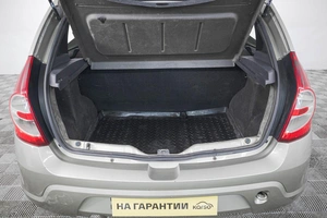 Хетчбэк Renault Sandero 2011 года, 499000 рублей, Кемерово