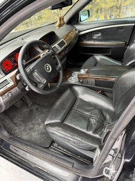 Седан BMW 7 серия 2001 года, 1000000 рублей, Шушенское