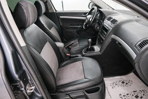 Лифтбек Skoda Octavia 2012 года, 829000 рублей, Красноярск