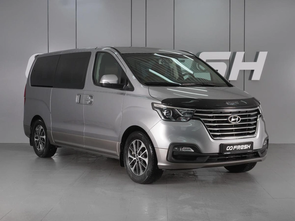 Минивэн Hyundai Grand Starex 2020 года, 4259000 рублей, Красный Пахарь