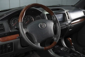 Внедорожник Toyota Land Cruiser Prado 2008 года, 1999000 рублей, Омск