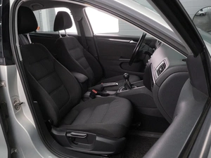 Седан Volkswagen Jetta 2011 года, 899000 рублей, Воронеж