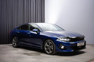 Седан Kia K5 2020 года, 2390000 рублей, Красноярск