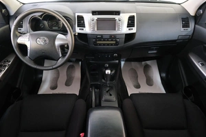 Пикап Toyota Hilux 2014 года, 3119000 рублей, Омск