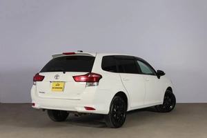 Универсал Toyota Corolla Fielder 2017 года, 1339000 рублей, Новосибирск