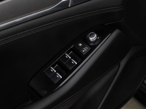 Седан Mazda 6 2019 года, 2099050 рублей, Москва