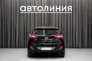 Хетчбэк Hyundai i30 2013 года, 825000 рублей, Красноярск