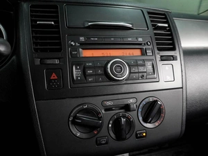 Седан Nissan Tiida 2012 года, 949000 рублей, Воронеж