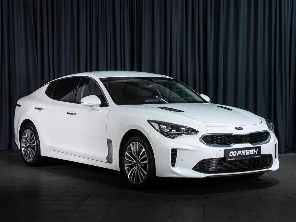 Лифтбек Kia Stinger 2019 года, 2440000 рублей, Волгоград