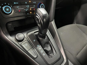 Седан Ford Focus 2017 года, 1050000 рублей, Ярославль