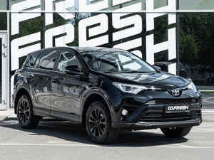 Внедорожник Toyota RAV4 2017 года, 2019000 рублей, Волгоград