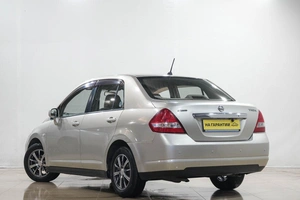 Седан Nissan Tiida Latio 2005 года, 439000 рублей, Новокузнецк