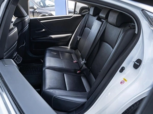 Седан Lexus ES 2018 года, 3650000 рублей, Краснодар