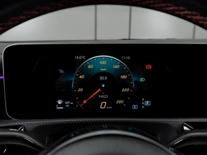 Седан Mercedes-benz CLA-класс 2020 года, 2999000 рублей, Тюмень