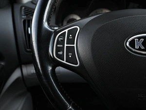 Хетчбэк Kia Ceed 2009 года, 799000 рублей, Кирилловка