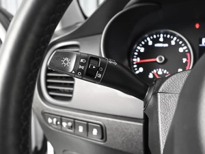 Седан Kia Rio 2019 года, 1699000 рублей, Ставрополь