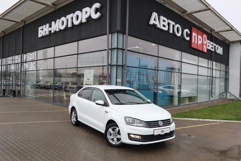 Седан Volkswagen Polo 2016 года, 1130000 рублей, Мирное