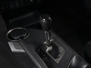 Внедорожник Toyota RAV4 2014 года, 1750000 рублей, Омск