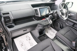 Минивэн Honda Stepwgn Spada 2014 года, 1569000 рублей, Красноярск