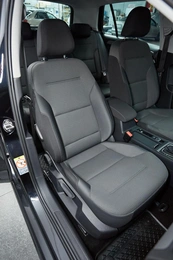 Хетчбэк Volkswagen Golf 2013 года, 1149000 рублей, Красноярск