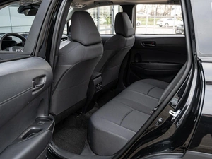 Внедорожник Toyota Corolla Cross 2024 года, 3380000 рублей, Краснодар