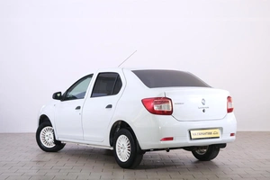 Седан Renault Logan 2016 года, 479000 рублей, Омск