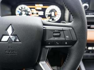 Внедорожник Mitsubishi Outlander 2023 года, 4800000 рублей, Санкт-Петербург