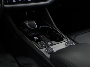 Внедорожник Volkswagen Touareg 2019 года, 5250050 рублей, Москва