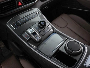 Внедорожник Hyundai Santa Fe 2021 года, 2847444 рублей, Москва