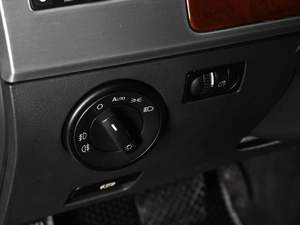 Внедорожник Volkswagen Touareg 2009 года, 1219000 рублей, Аксай