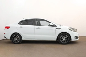 Седан Kia Rio 2015 года, 1030000 рублей, Орёл