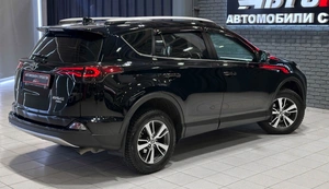 Внедорожник Toyota RAV4 2016 года, 2457000 рублей, Красноярск
