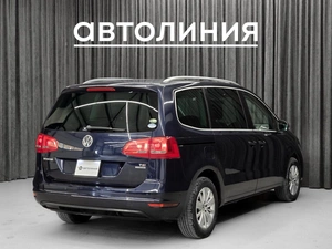 Минивэн Volkswagen Sharan 2012 года, 999000 рублей, Красноярск